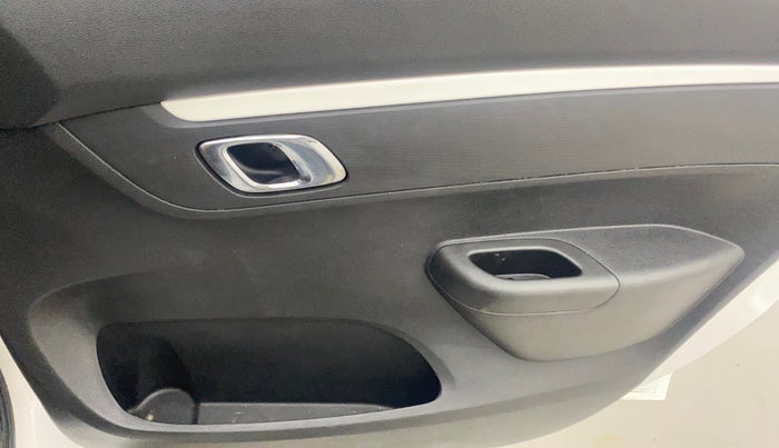 2024 Renault Kwid CLIMBER AMT 1.0, Petrol, Automatic, 5,049 km, Driver Side Door Panels Control