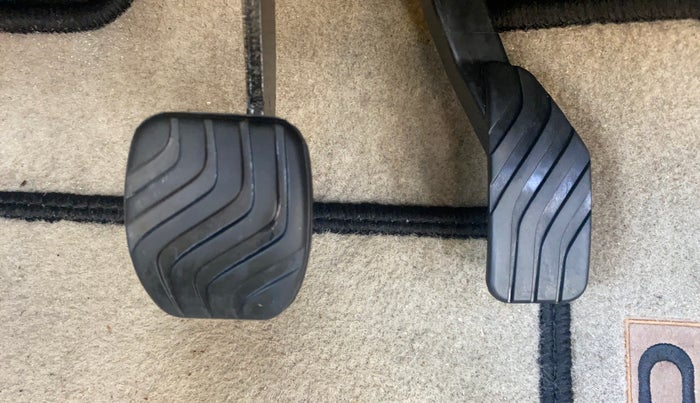 2024 Renault Kwid CLIMBER AMT 1.0, Petrol, Automatic, 5,049 km, Pedals