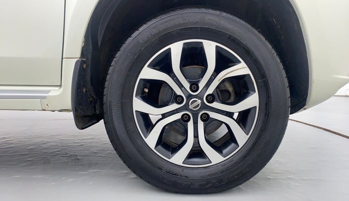 2015 Nissan Terrano XL OPT 85 PS, Diesel, Manual, 1,21,197 km, Right Front Tyre