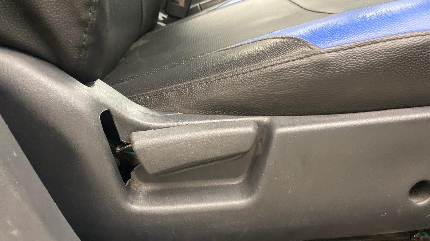 2016 Maruti Alto K10 VXI, Petrol, Manual, 92,991 km, Driver Side Adjustment Panel