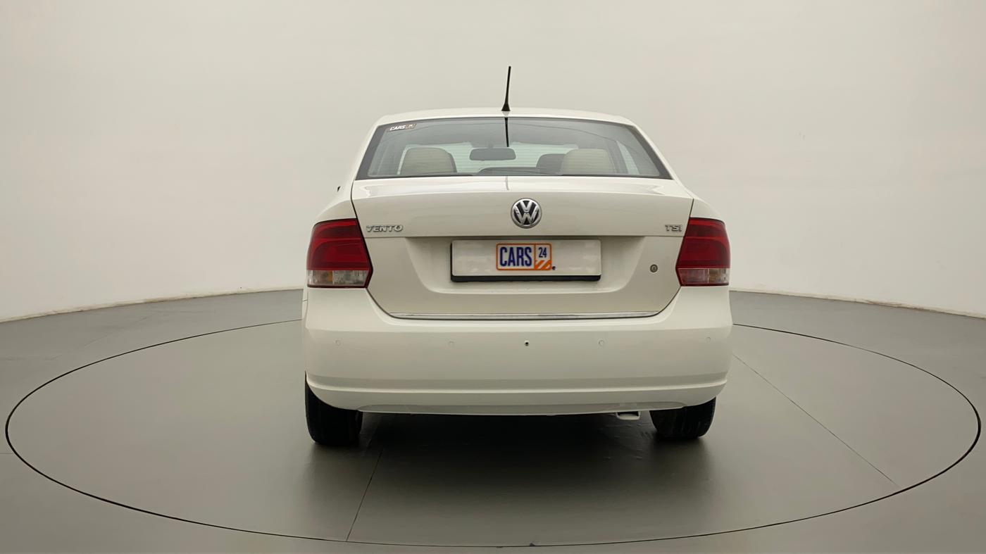 2015 Volkswagen Vento HIGHLINE PETROL AT, Petrol, Automatic, 53,803 km, Back/Rear