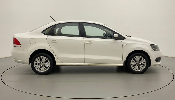 2015 Volkswagen Vento HIGHLINE PETROL AT, Petrol, Automatic, 53,803 km, Right Side View