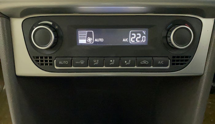 2015 Volkswagen Vento HIGHLINE PETROL AT, Petrol, Automatic, 53,803 km, Automatic Climate Control