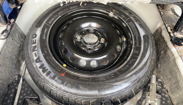 2022 Tata TIGOR XZ PETROL, CNG, Manual, 52,247 km, Spare Tyre