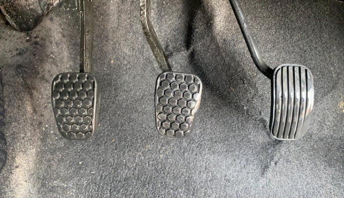 2022 Tata TIGOR XZ PETROL, CNG, Manual, 52,247 km, Pedals