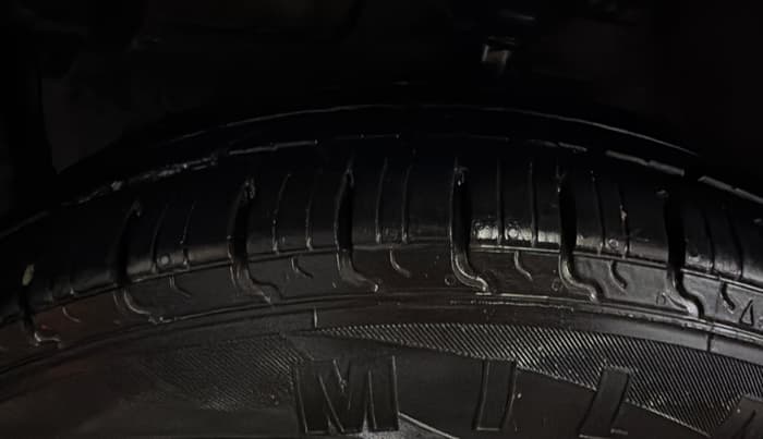 2019 Maruti Celerio VXI CNG, CNG, Manual, 56,706 km, Left Front Tyre Tread