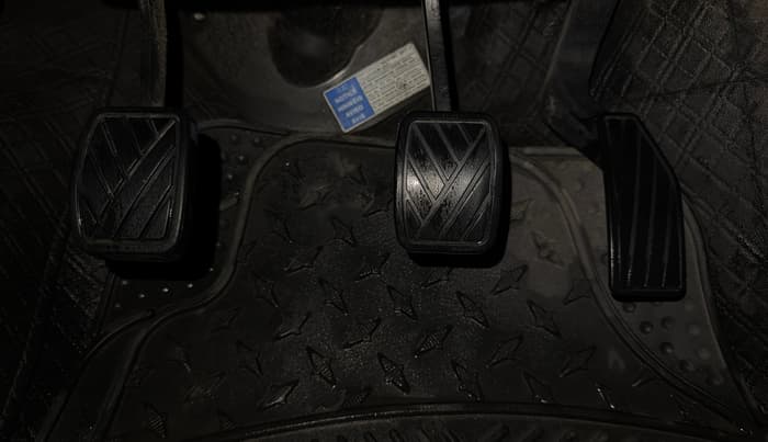 2019 Maruti Celerio VXI CNG, CNG, Manual, 56,706 km, Pedals