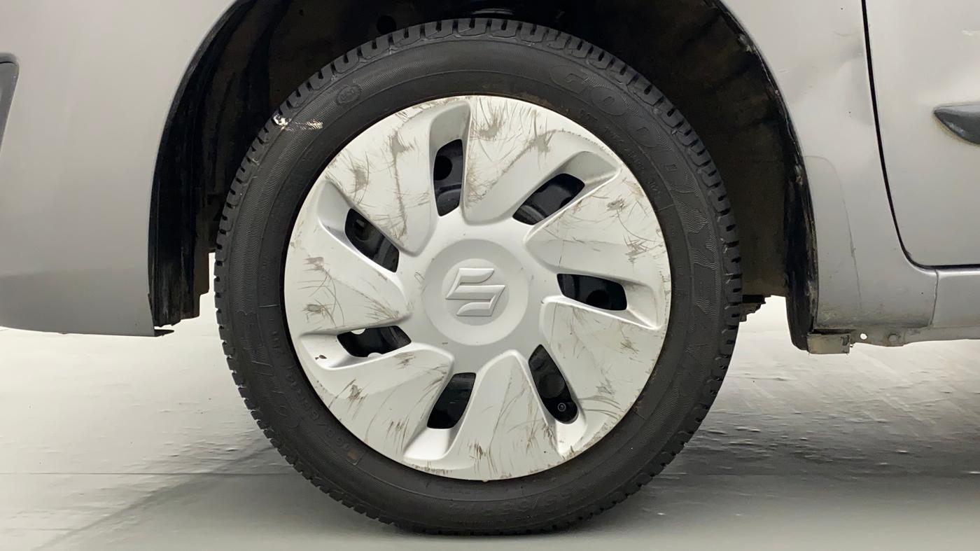 2015 Maruti Wagon R 1.0 VXI AMT, Petrol, Automatic, 36,832 km, Left Front Wheel