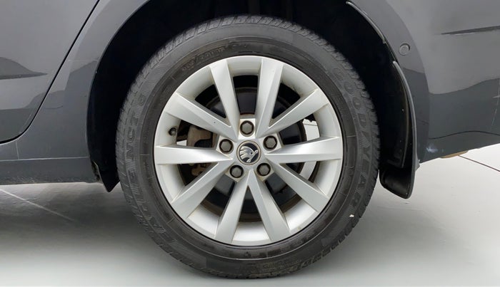 2018 Skoda Octavia LK 1.8 TSI AT, Petrol, Automatic, 26,983 km, Left Rear Wheel