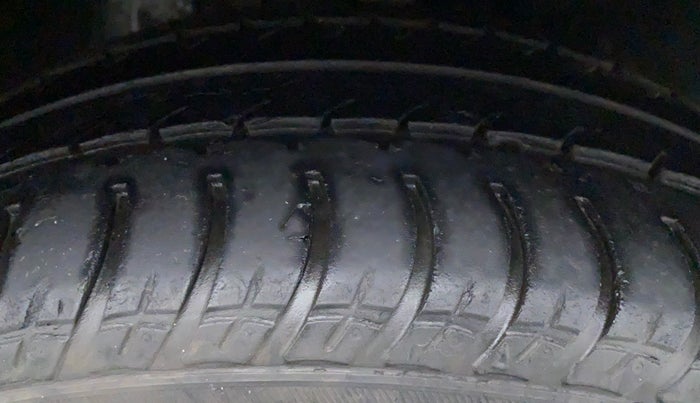 2018 Skoda Octavia LK 1.8 TSI AT, Petrol, Automatic, 26,983 km, Right Front Tyre Tread