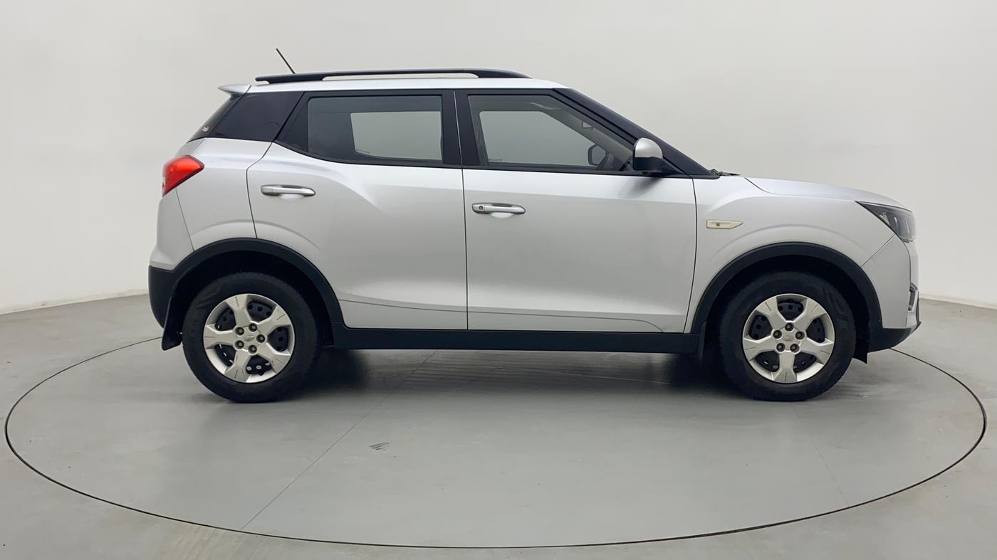 2021 Mahindra XUV300 W6 1.2 PETROL, Petrol, Manual, 41,421 km, Right Side View