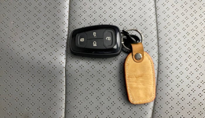 2021 Tata TIAGO NRG XZ MT, Petrol, Manual, 47,790 km, Key Close Up