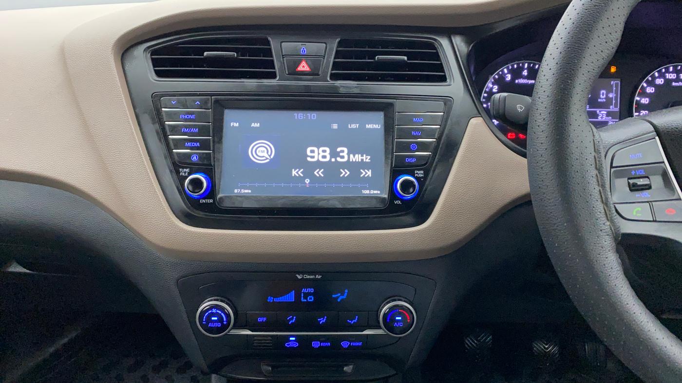2017 Hyundai Elite i20 ASTA 1.2, Petrol, Manual, 32,184 km, Air Conditioner
