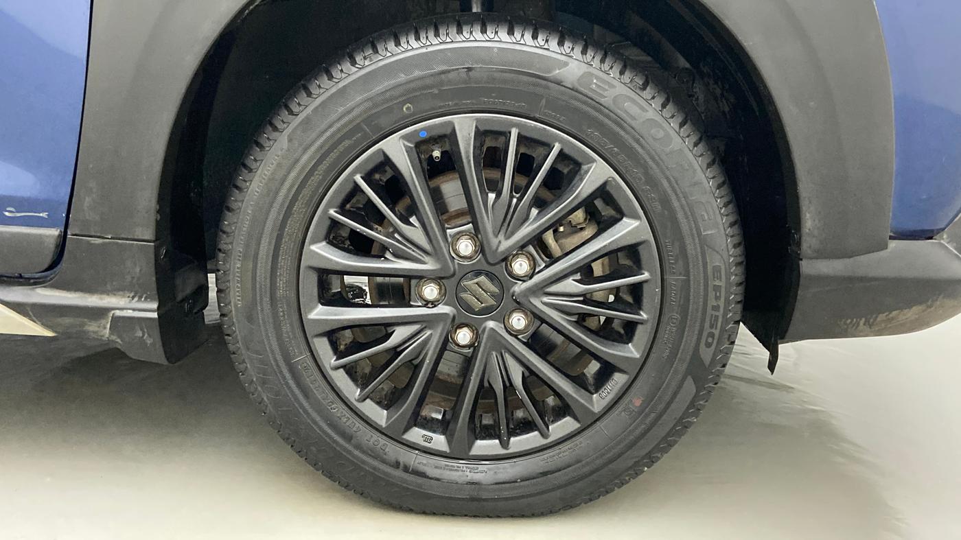 2019 Maruti XL6 ALPHA SHVS  MT, Petrol, Manual, 15,561 km, Right Front Wheel