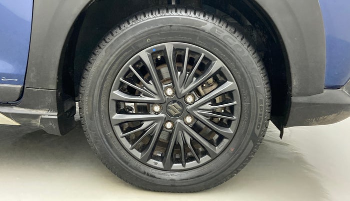 2019 Maruti XL6 ALPHA SHVS  MT, Petrol, Manual, 15,561 km, Right Front Wheel