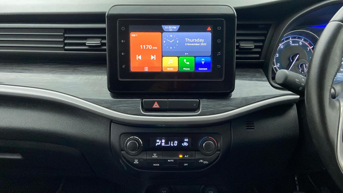 2019 Maruti XL6 ALPHA SHVS  MT, Petrol, Manual, 15,561 km, Air Conditioner