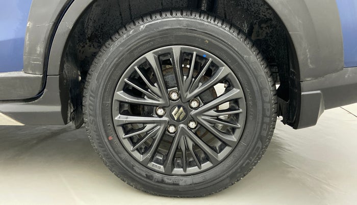 2019 Maruti XL6 ALPHA SHVS  MT, Petrol, Manual, 15,561 km, Left Rear Wheel