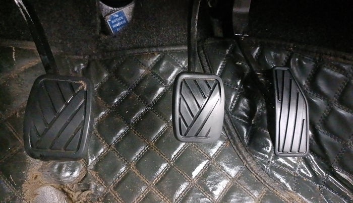 2019 Maruti Baleno DELTA PETROL 1.2, Petrol, Manual, 57,584 km, Pedals