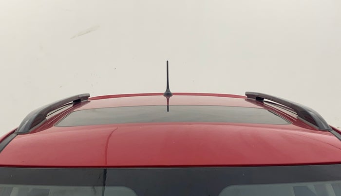 2021 Mahindra XUV300 W6 1.2 PETROL AMT, Petrol, Automatic, 47,970 km, Moonroof/ Sunroof