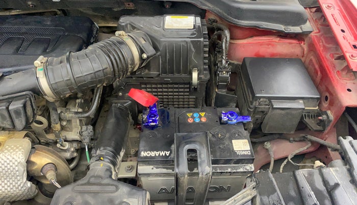 2021 Mahindra XUV300 W6 1.2 PETROL AMT, Petrol, Automatic, 47,970 km, Engine View - Left