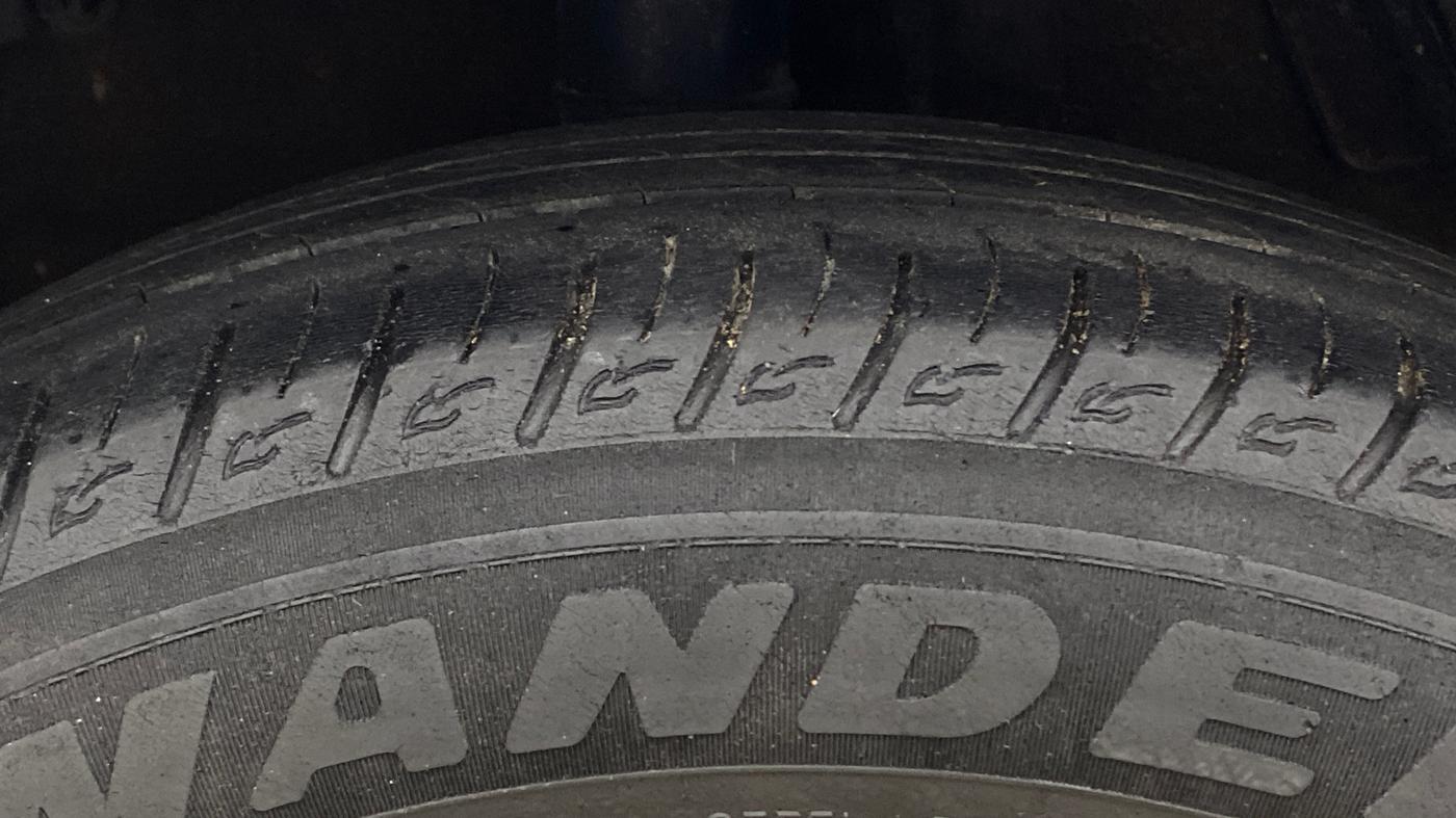 2020 Tata NEXON XZA PLUS PETROL, Petrol, Automatic, 32,551 km, Right Rear Tyre Tread