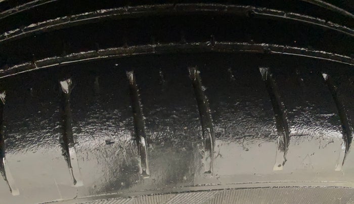 2018 Maruti Baleno ALPHA CVT PETROL 1.2, Petrol, Automatic, 50,706 km, Right Rear Tyre Tread