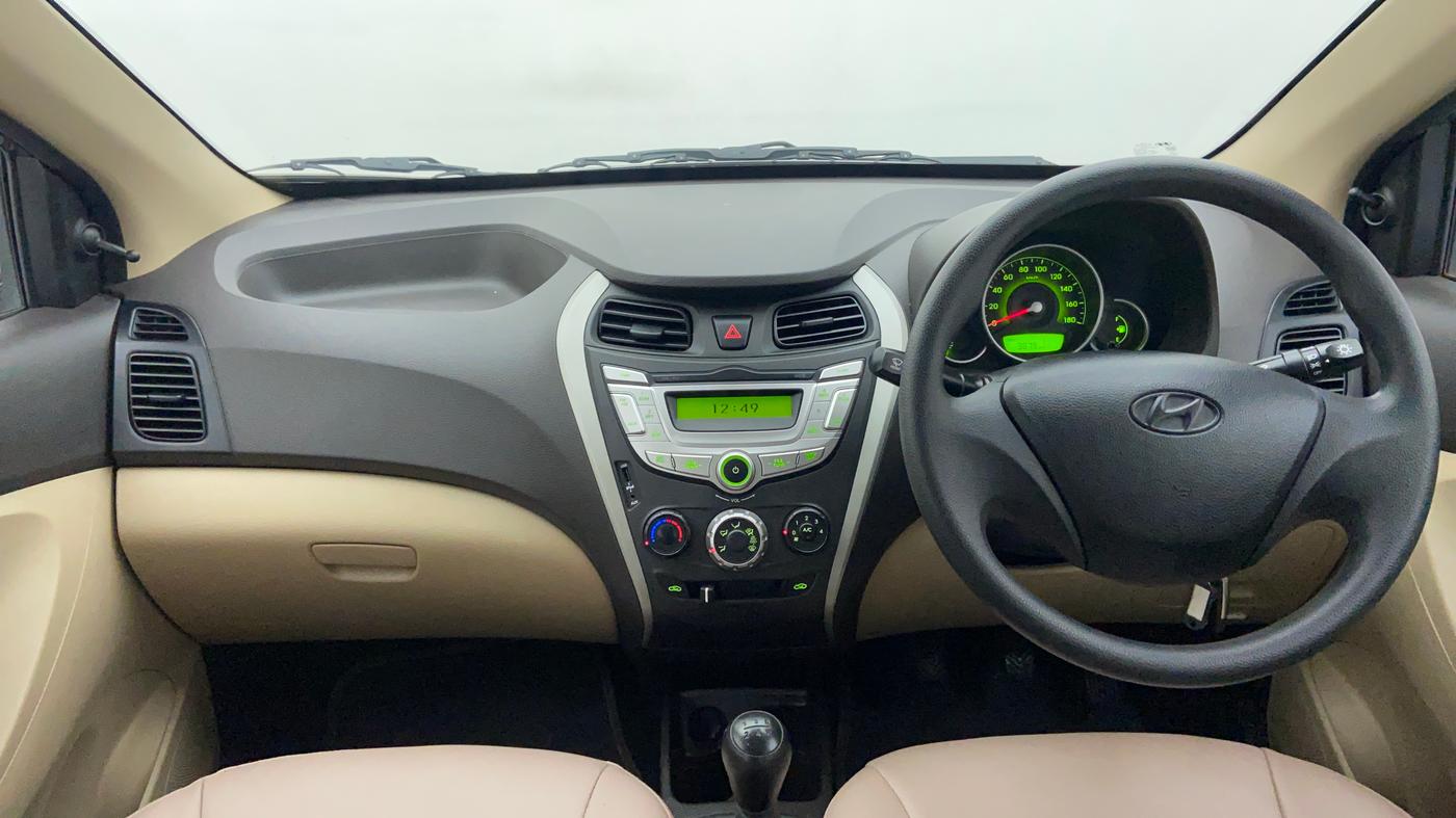 2018 Hyundai Eon MAGNA PLUS, Petrol, Manual, 3,922 km, Dashboard