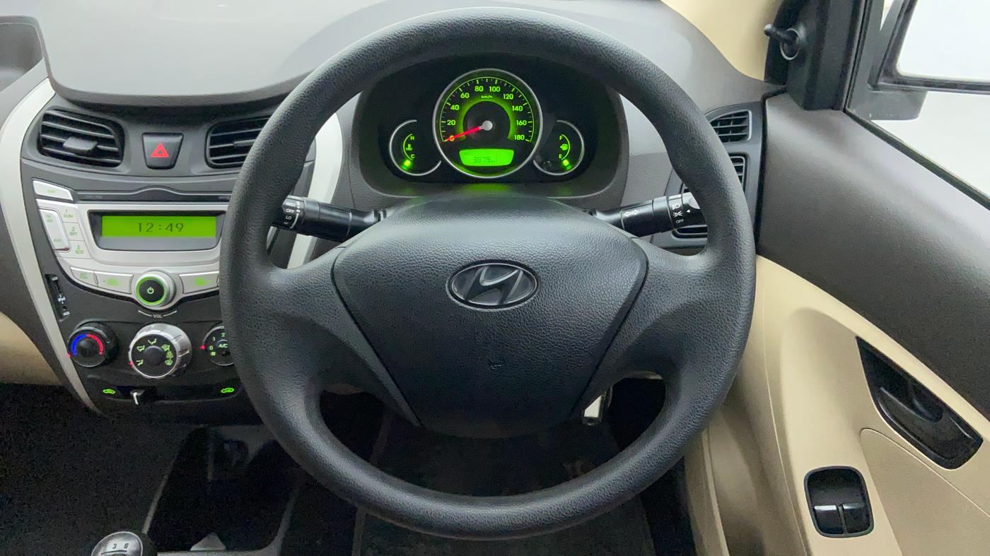 2018 Hyundai Eon MAGNA PLUS, Petrol, Manual, 3,922 km, Steering Wheel Close Up