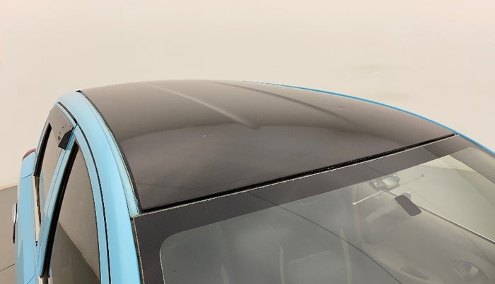 2015 Datsun Go A, Petrol, Manual, 65,131 km, Roof - Graphic sticker