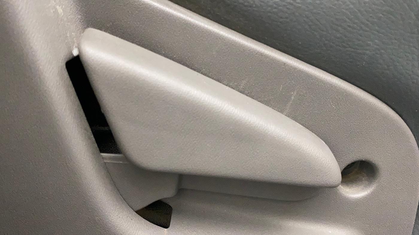 2015 Datsun Go A, Petrol, Manual, 65,131 km, Driver Side Adjustment Panel