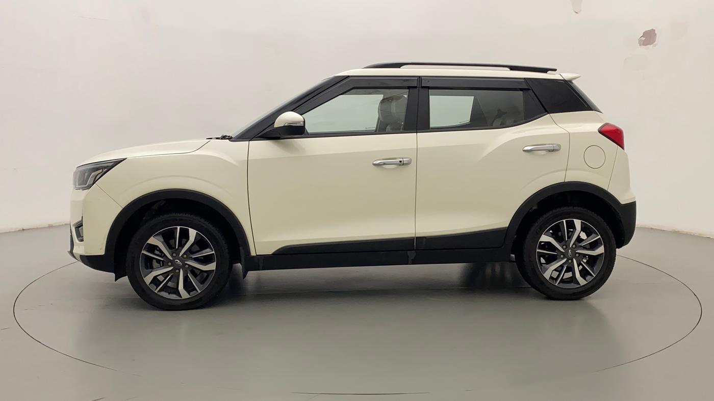 2021 Mahindra XUV300 W8 (O) 1.2 PETROL AMT, Petrol, Automatic, 9,759 km, Left Side