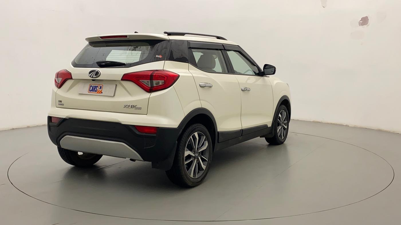 2021 Mahindra XUV300 W8 (O) 1.2 PETROL AMT, Petrol, Automatic, 9,759 km, Right Back Diagonal