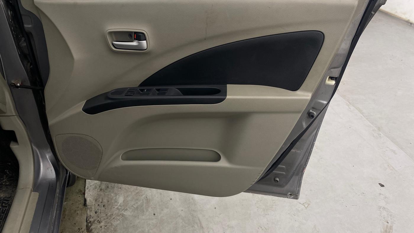 2015 Maruti Celerio VXI AMT, Petrol, Automatic, 35,721 km, Driver Side Door Panels Control