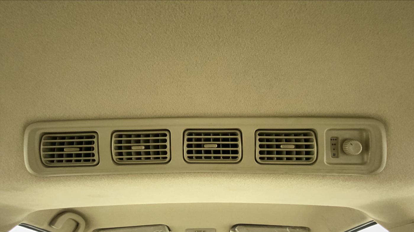 2012 Maruti Ertiga ZXI, Petrol, Manual, 42,509 km, Rear AC Vents