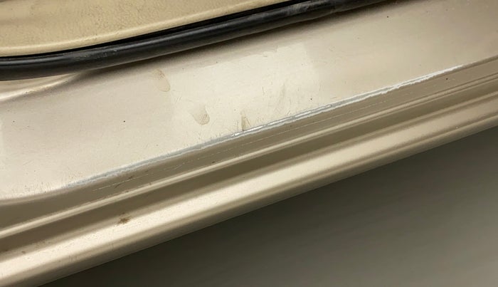 2012 Maruti Ertiga ZXI, Petrol, Manual, 42,509 km, Right running board - Paint is slightly faded
