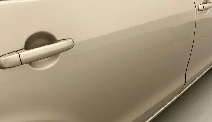 2012 Maruti Ertiga ZXI, Petrol, Manual, 42,509 km, Right rear door - Minor scratches
