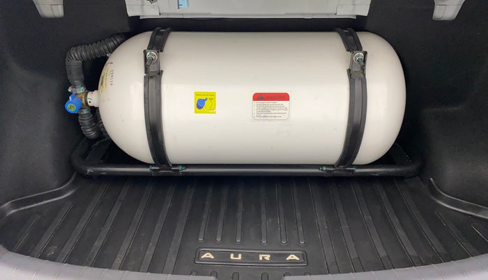 2023 Hyundai AURA SX 1.2 CNG, CNG, Manual, 31,834 km, Boot Inside