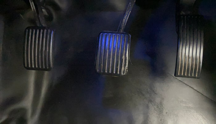 2023 Hyundai AURA SX 1.2 CNG, CNG, Manual, 31,834 km, Pedals