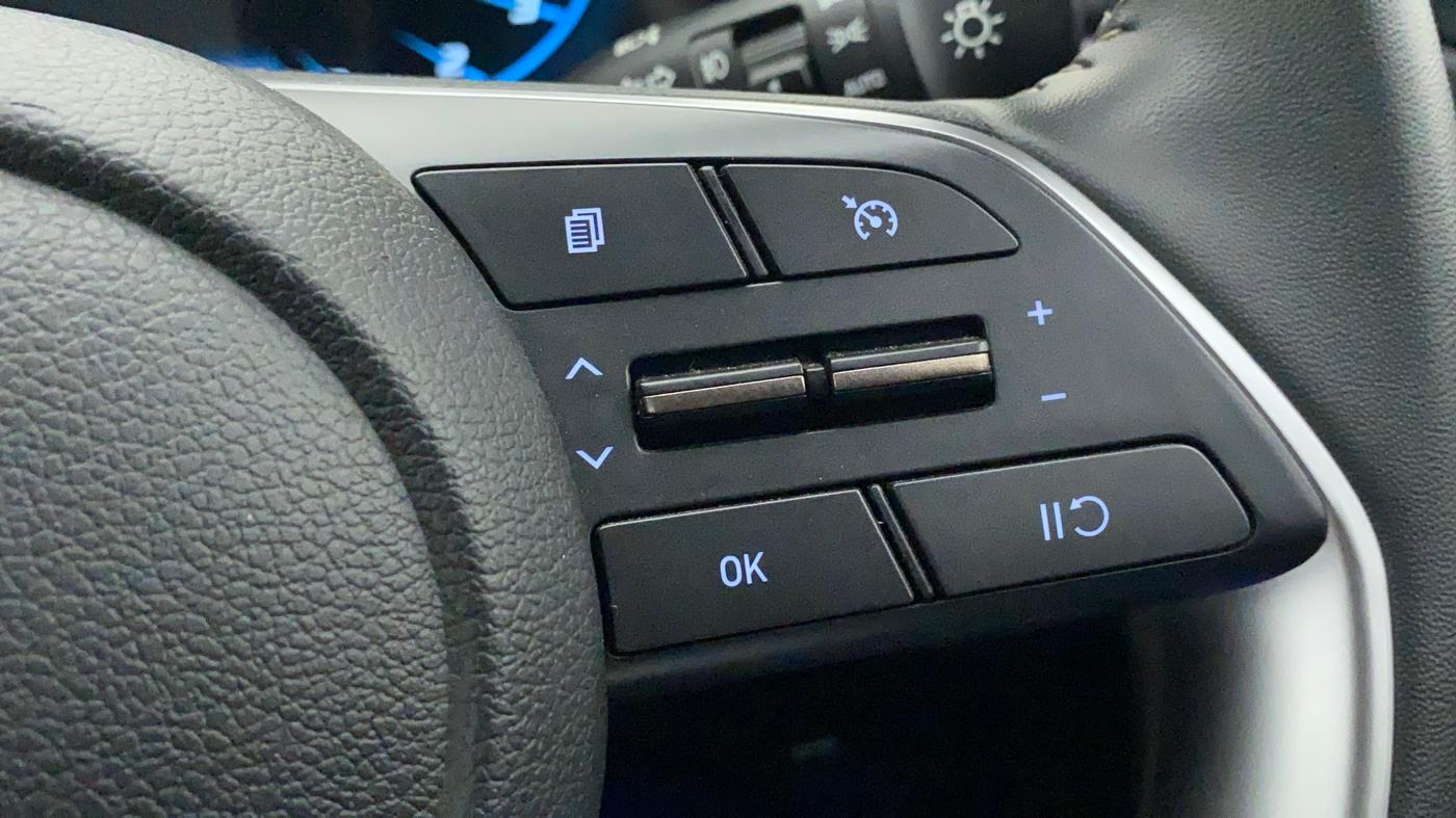 2022 Hyundai NEW I20 ASTA (O) 1.2 AT DUAL TONE, Petrol, Automatic, 3,827 km, Adaptive Cruise Control