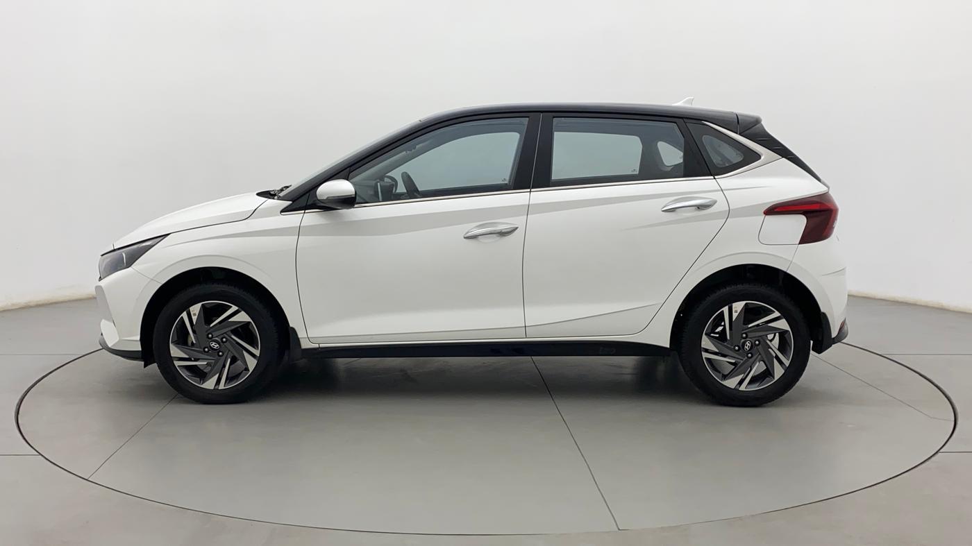 2022 Hyundai NEW I20 ASTA (O) 1.2 AT DUAL TONE, Petrol, Automatic, 3,827 km, Left Side