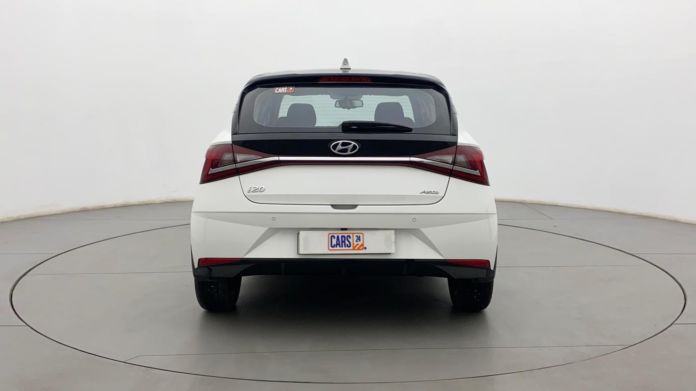 2022 Hyundai NEW I20 ASTA (O) 1.2 AT DUAL TONE, Petrol, Automatic, 3,827 km, Back/Rear