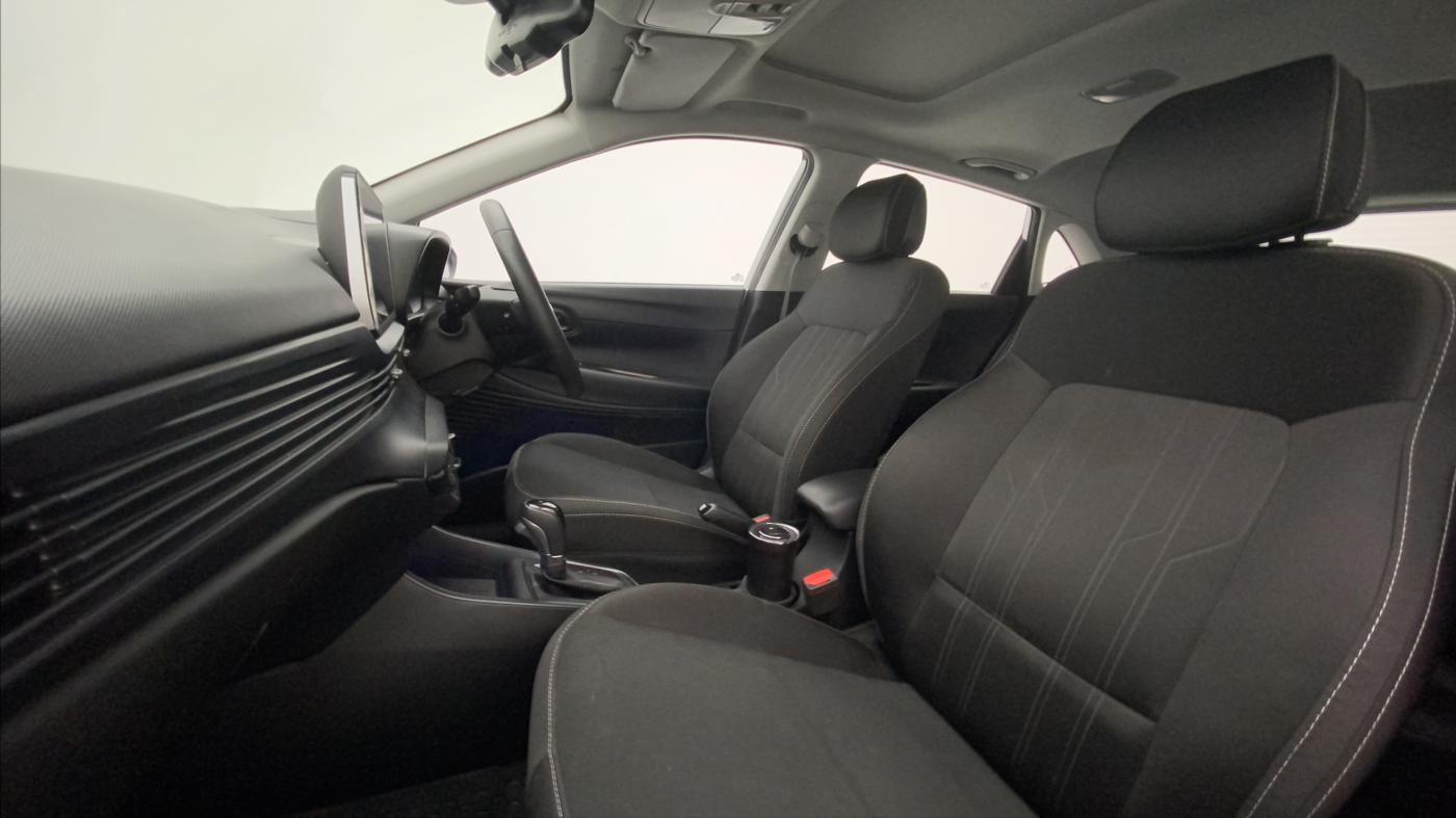 2022 Hyundai NEW I20 ASTA (O) 1.2 AT DUAL TONE, Petrol, Automatic, 3,827 km, Right Side Front Door Cabin