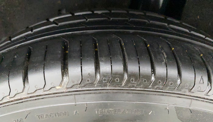 2020 Maruti Baleno DELTA 1.2 K12, Petrol, Manual, 50,211 km, Left Rear Tyre Tread
