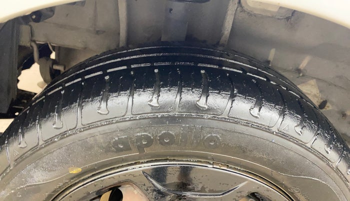 2018 Tata Tiago XT PETROL, Petrol, Manual, 50,971 km, Right Rear Tyre Tread