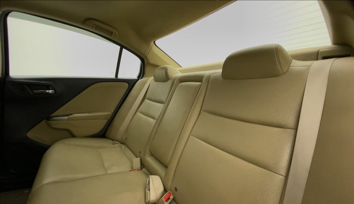 2016 Honda City 1.5L I-VTEC VX CVT, Petrol, Automatic, 81,296 km, Right Side Rear Door Cabin