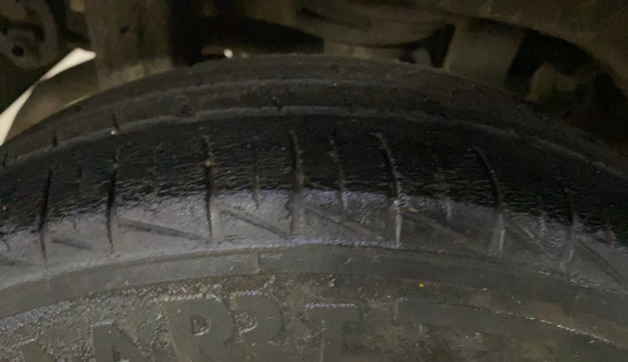 2022 Maruti Alto VXI, Petrol, Manual, 28,674 km, Right Rear Tyre Tread