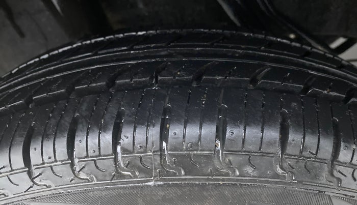 2019 Renault Kwid RXL, Petrol, Manual, 12,485 km, Right Rear Tyre Tread
