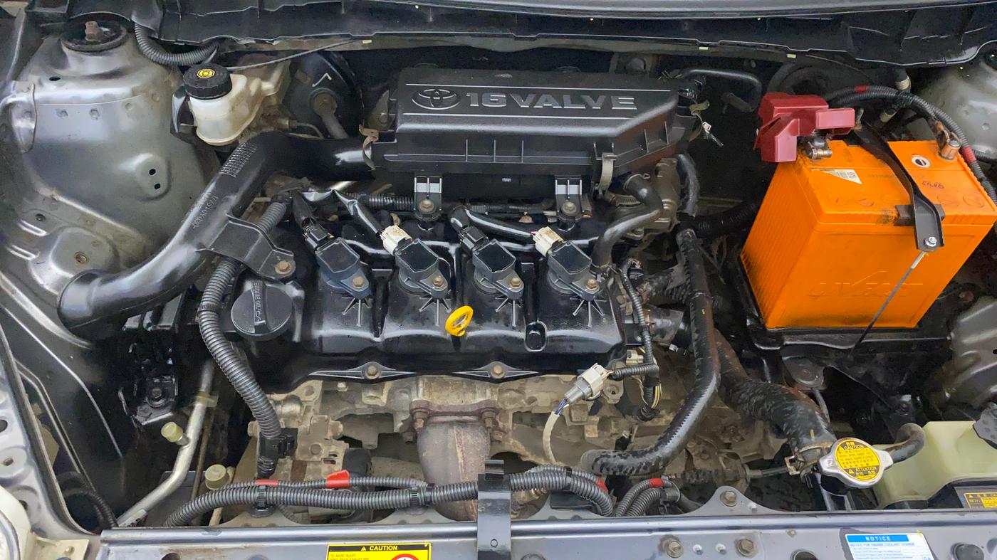 2014 Toyota Etios Liva G, Petrol, Manual, 69,446 km, Engine View - Right