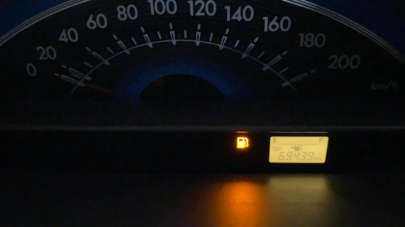 2014 Toyota Etios Liva G, Petrol, Manual, 69,446 km, Odometer Image