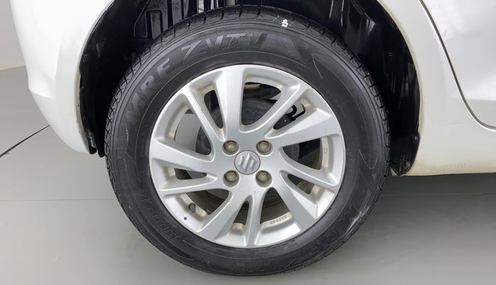 2012 Maruti Swift ZXI D, Petrol, Manual, 12,761 km, Right Rear Wheel